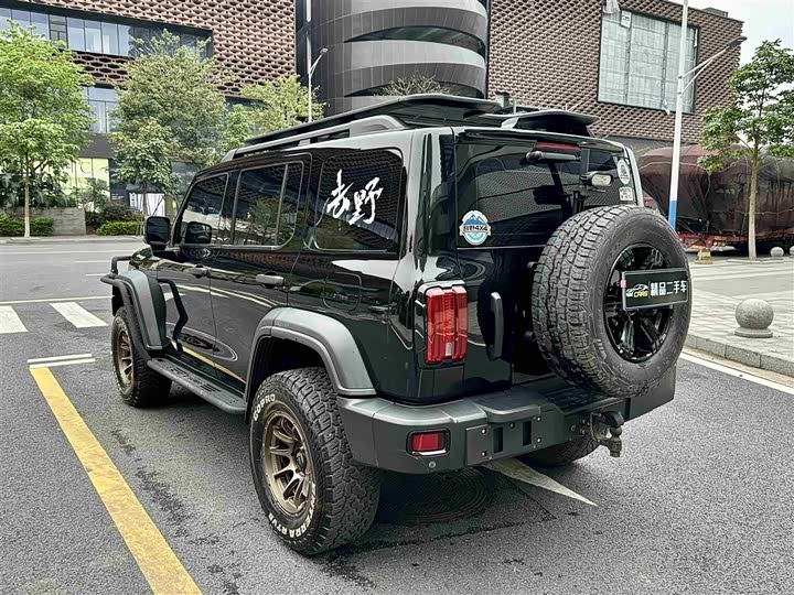 Фото 9 - Tank 300