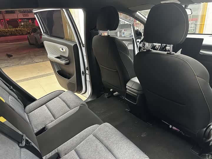 Фото 9 - GAC Aion Y