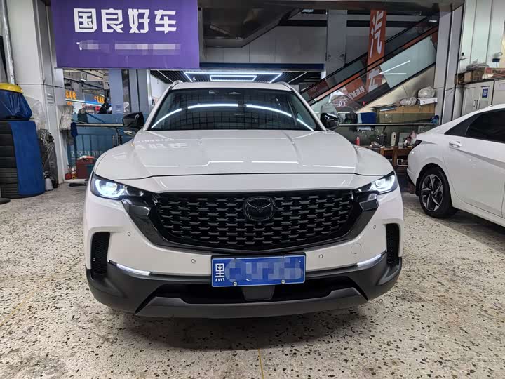 Фото 2 - Mazda CX-50