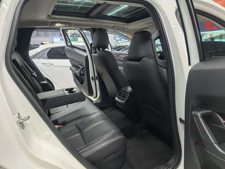 Фото 7 - Mazda CX-50