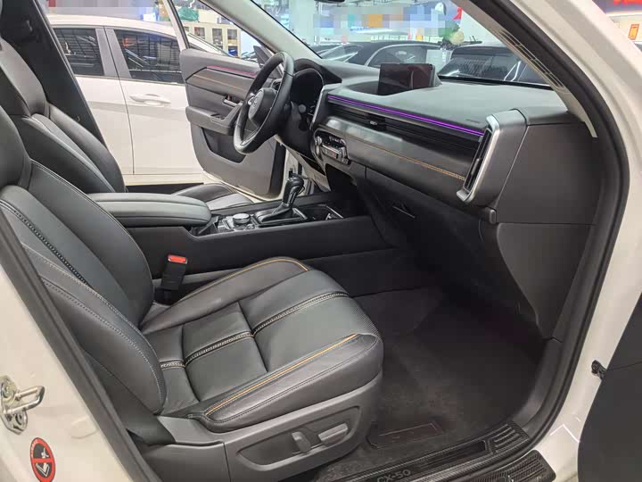 Фото 8 - Mazda CX-50