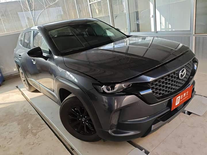 Фото 2 - Mazda CX-50