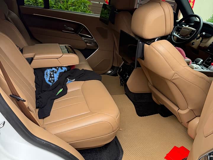 Photo 3 - Land Rover Range Rover