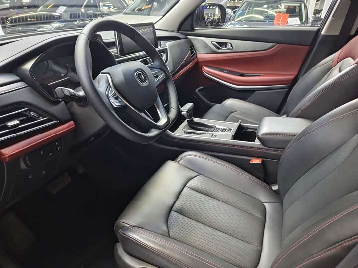 Фото 4 - Changan CS75