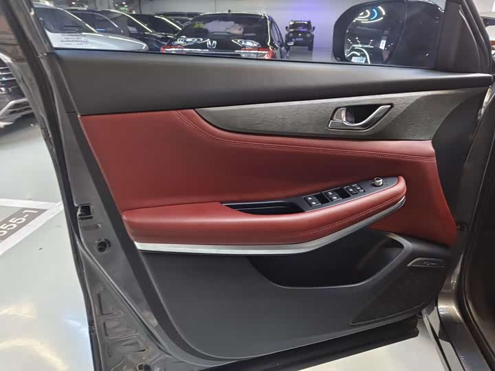 Фото 5 - Changan CS75