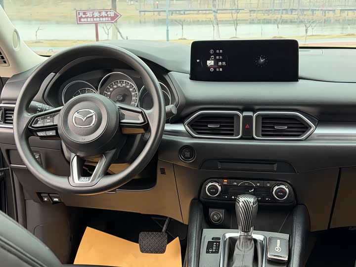 Фото 7 - Mazda CX-5