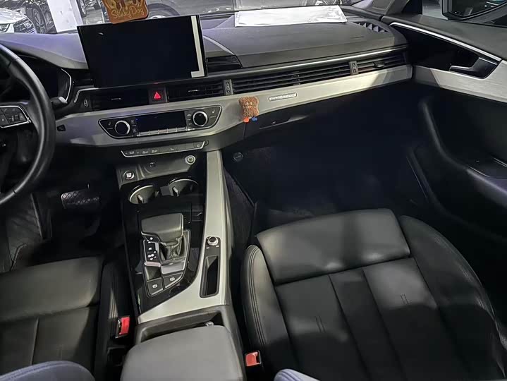 Фото 6 - Audi A5