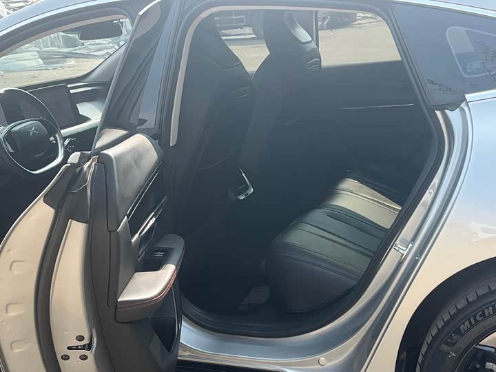 Фото 5 - XPeng P7