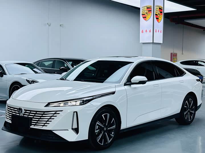 Photo 1 - Changan Eado Plus