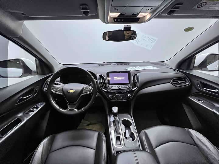 Фото 7 - Chevrolet Equinox