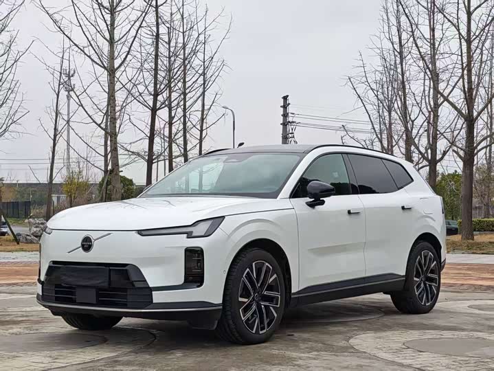 Фото 1 - Volvo XC70 Hybrid