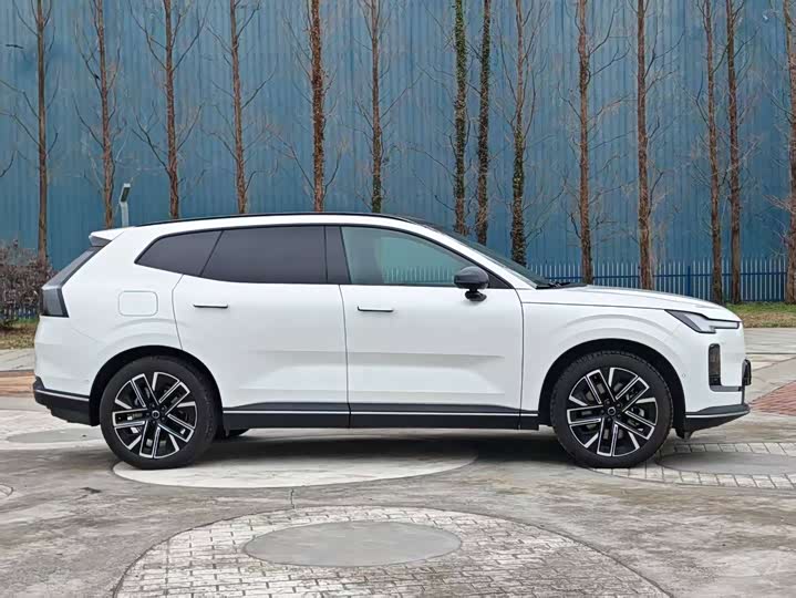 Фото 4 - Volvo XC70 Hybrid