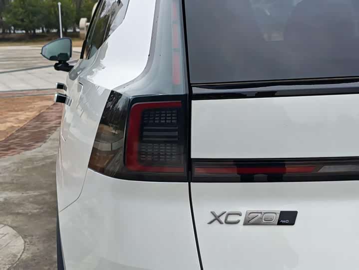 Фото 8 - Volvo XC70 Hybrid