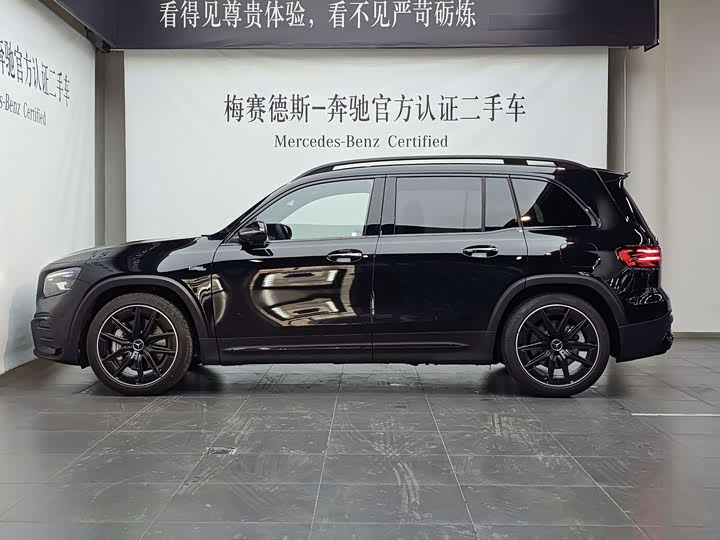 Фото 6 - Mercedes-Benz GLB-Class AMG