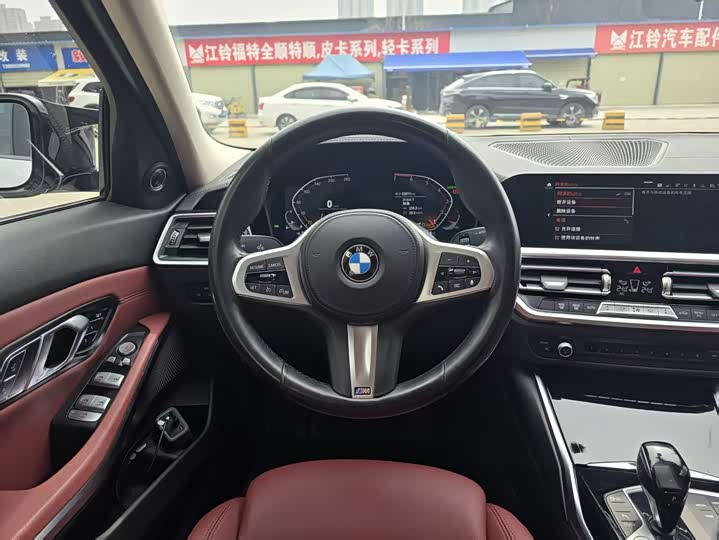 Фото 9 - BMW 3 Series