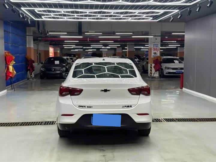 Фото 8 - Chevrolet Onix (Cavalier)