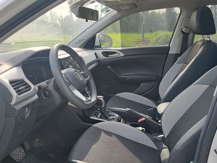 Фото 5 - Volkswagen T-Cross