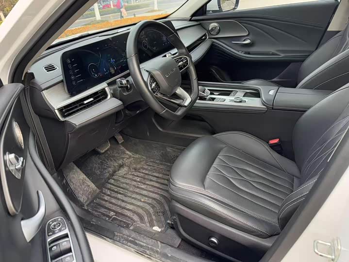 Фото 7 - Chery Arrizo 8