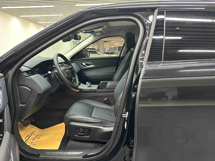 Фото 6 - Land Rover Range Rover Velar