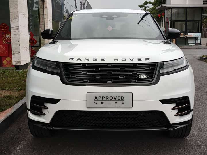 Фото 2 - Land Rover Range Rover Velar