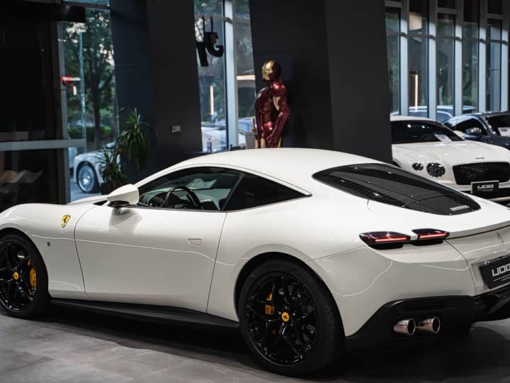 Photo 6 - Ferrari Roma