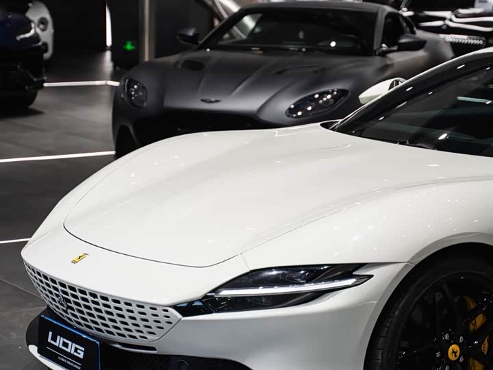 Photo 9 - Ferrari Roma