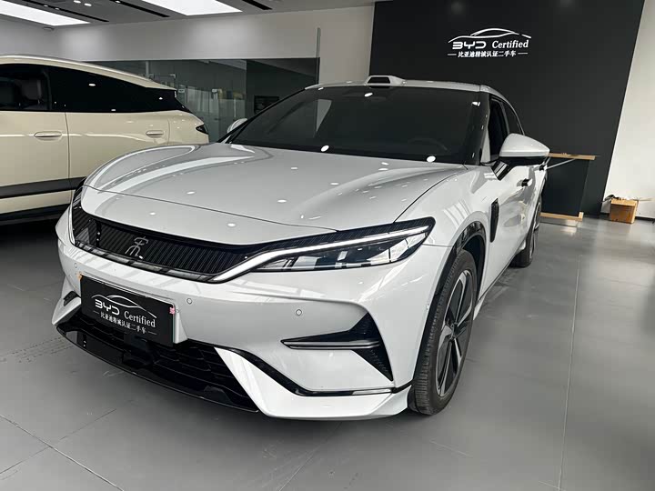 Фото 3 - BYD Song L