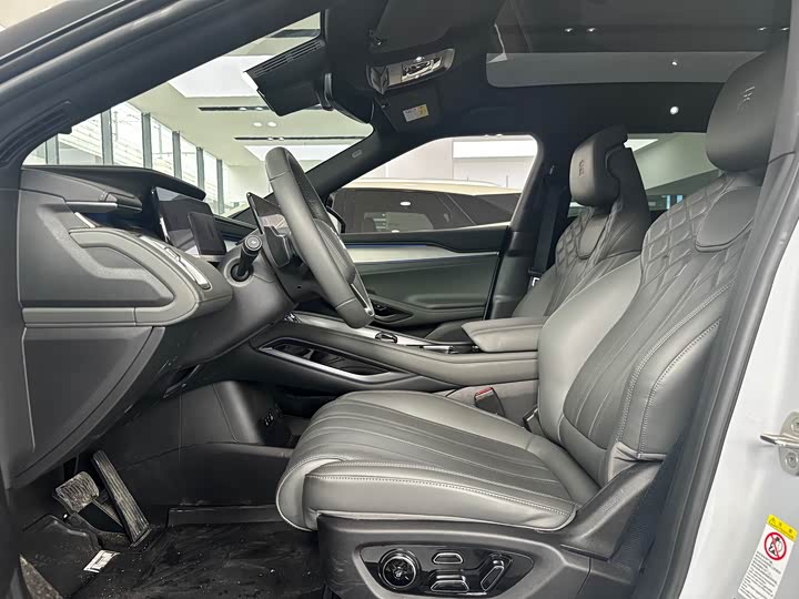 Фото 4 - BYD Song L