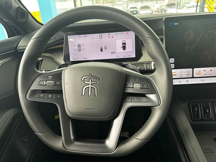 Фото 9 - BYD Song L