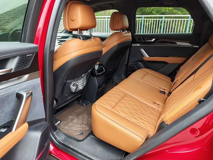 Фото 4 - BYD Tang Hybrid/EV