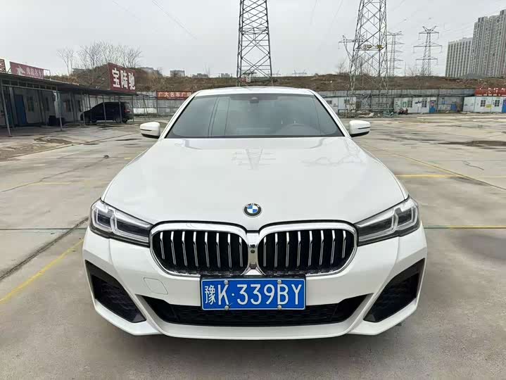 Photo 1 - BMW 5 Series