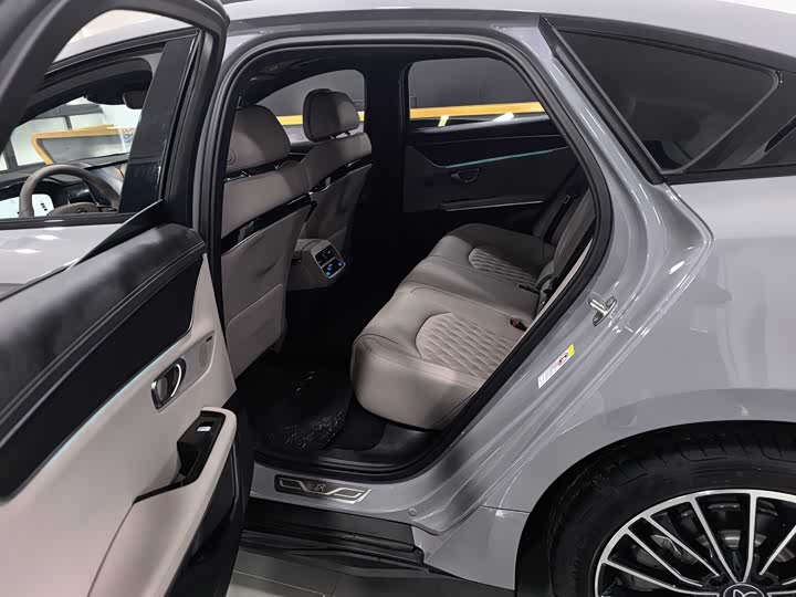 Фото 5 - BYD Han