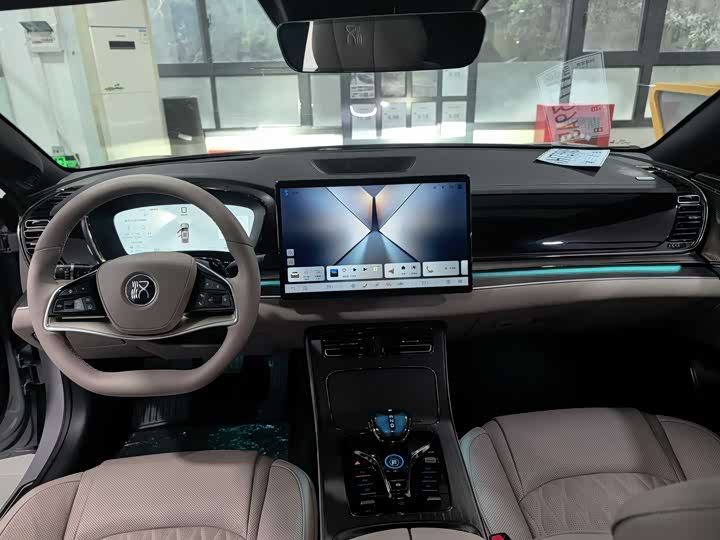 Фото 8 - BYD Han