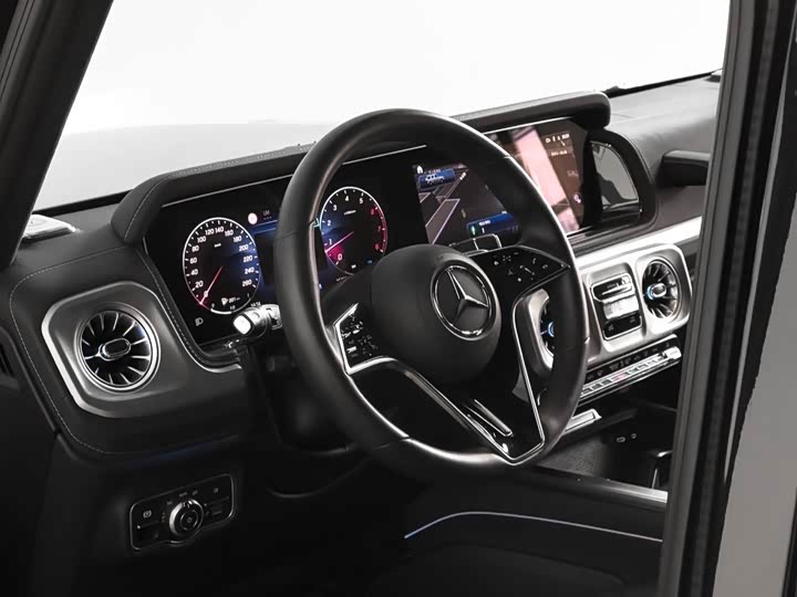 Фото 4 - Mercedes-Benz G-Class