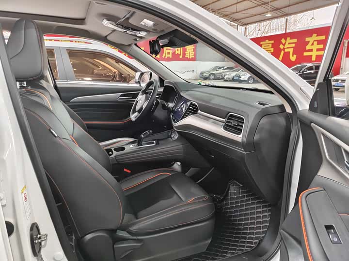 Фото 7 - Haval F7