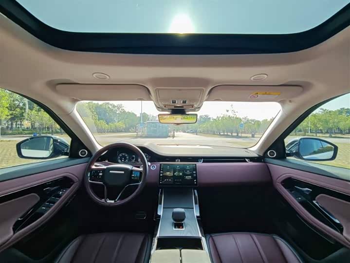 Photo 5 - Land Rover Range Rover Evoque L