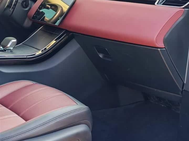 Photo 9 - Land Rover Range Rover Evoque L