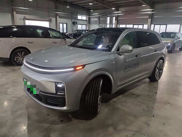 Фото 1 - LiXiang L7