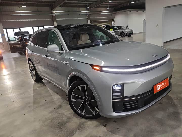 Фото 2 - LiXiang L7