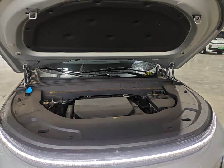 Фото 9 - LiXiang L7