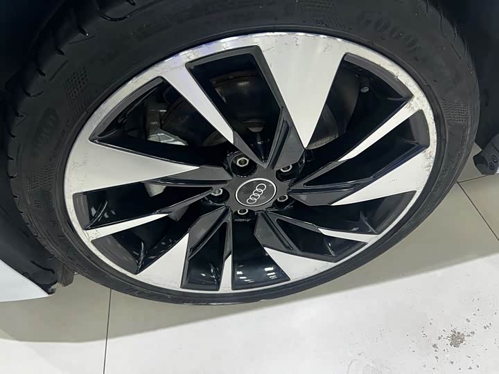 Фото 5 - Audi A3