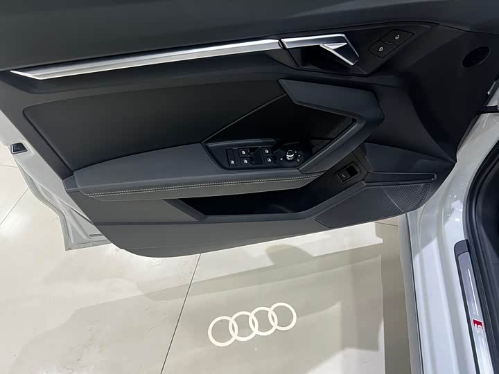 Фото 8 - Audi A3