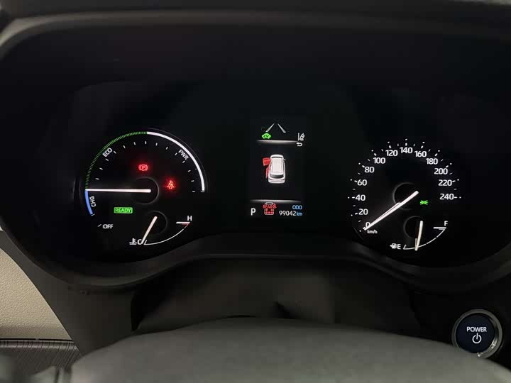 Photo 6 - Toyota Granvia