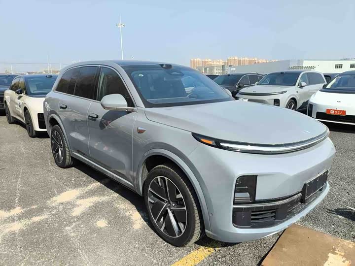 Фото 2 - LiXiang L8