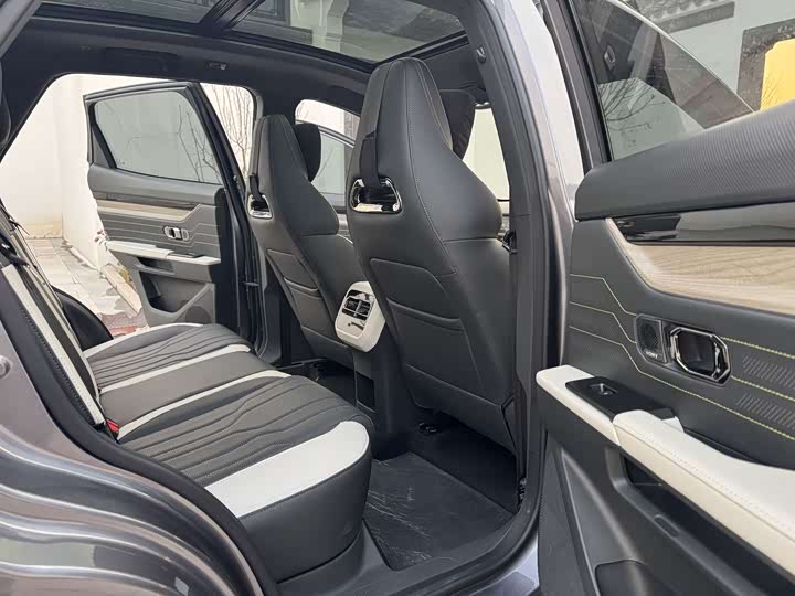 Фото 9 - Jetour Shanhai L6