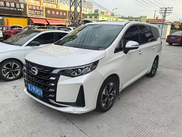 Фото 1 - GAC Trumpchi M6