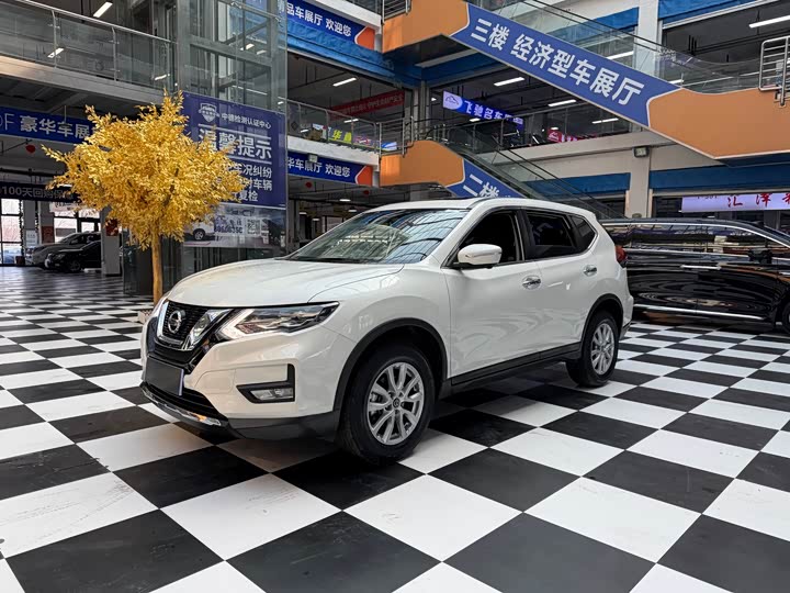 Photo 1 - Nissan X-Trail