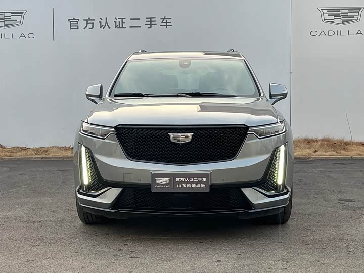 Фото 2 - Cadillac XT6
