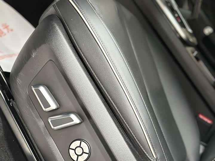 Фото 9 - Tank 300