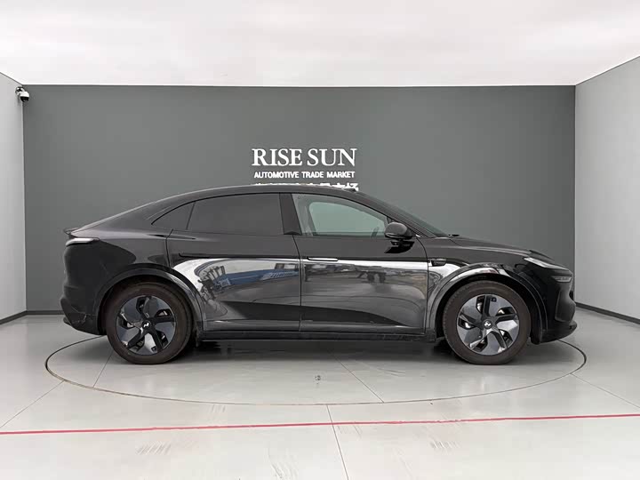 Фото 4 - Nio Onvo L60